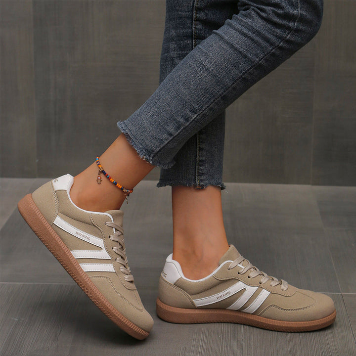 Deliza Orthopedic Trainers