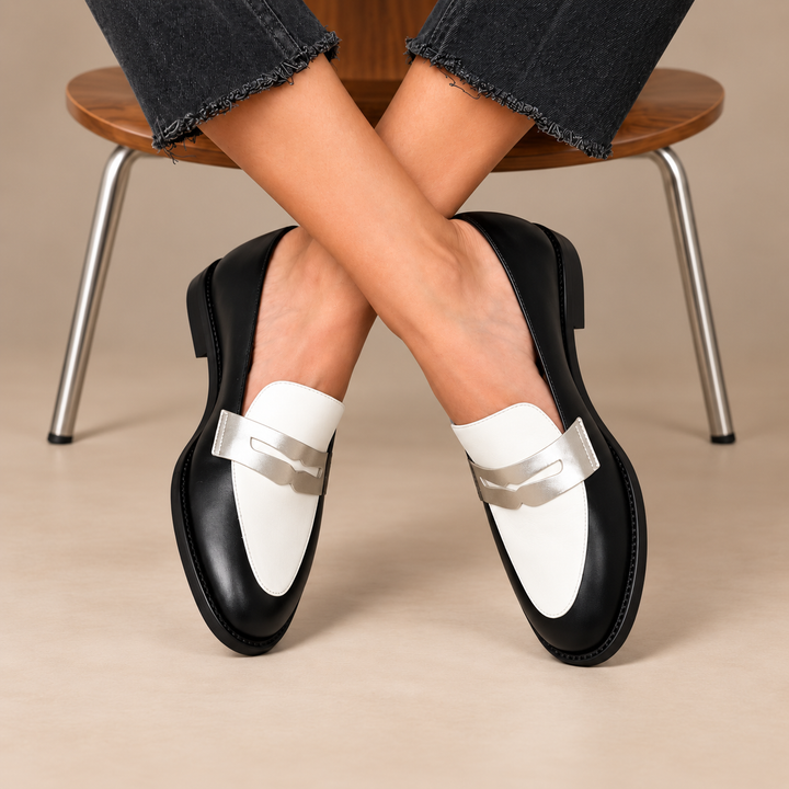 MONOCHROME CLASSIC LOAFERS